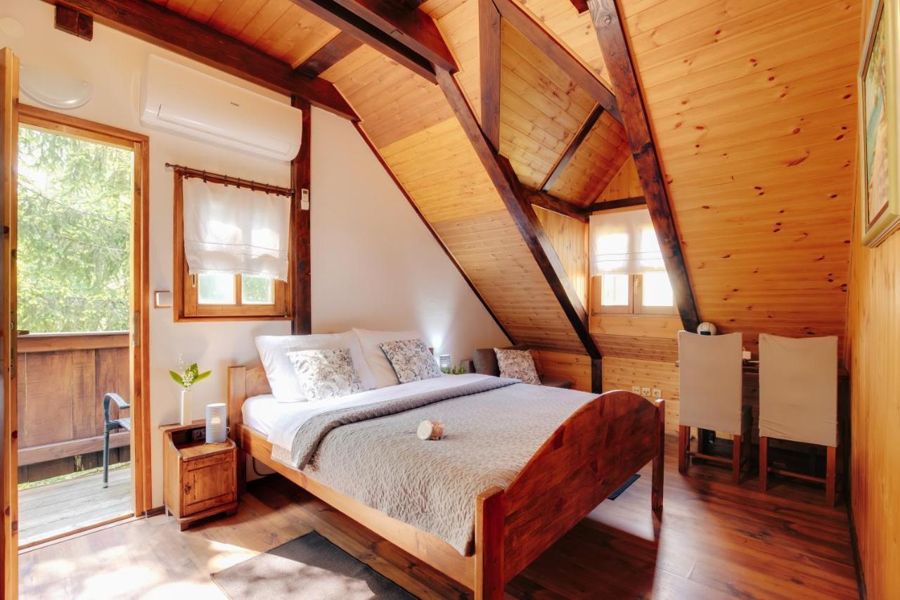Guesthouse Pod Rastockim Krovom Slunj Εξωτερικό φωτογραφία
